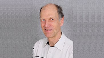 Portrait Dozent Jörg Grohmann