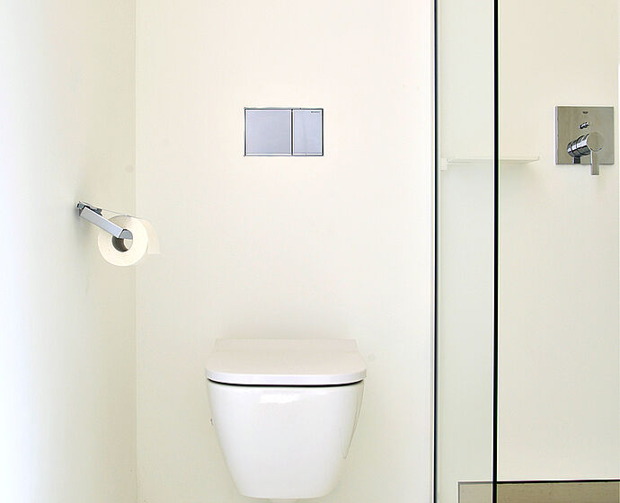 Das Foto zeigt die Toilette des dritten Musterzimmers