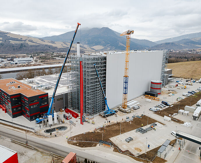 Bau eines Hochregallagers