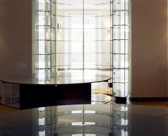 Glastür im Foyer