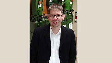 Portrait Dozent Tobias Pretzsch