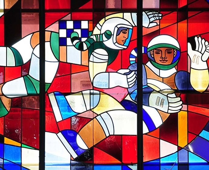 Kosmonautenfenster, Bleiverglasung in einer Schule in Dresden