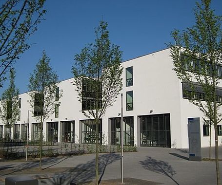 Lehr- und Laborgebäude Haus 9 Lehr- und Laborgebäude Haus 9