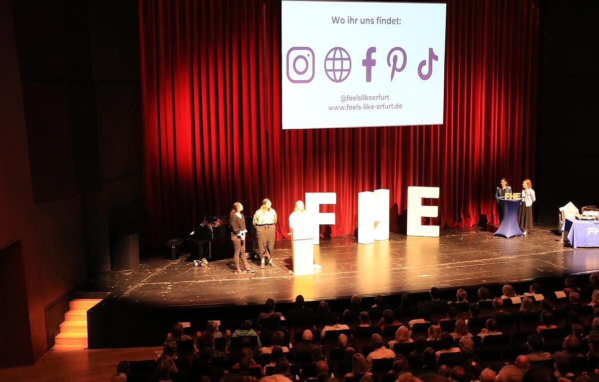 Immatrikulationsfeier  Empfangsveranstaltung im Theatersaal