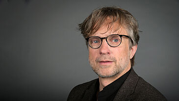 Portrait von Prof. Oliver Sachse