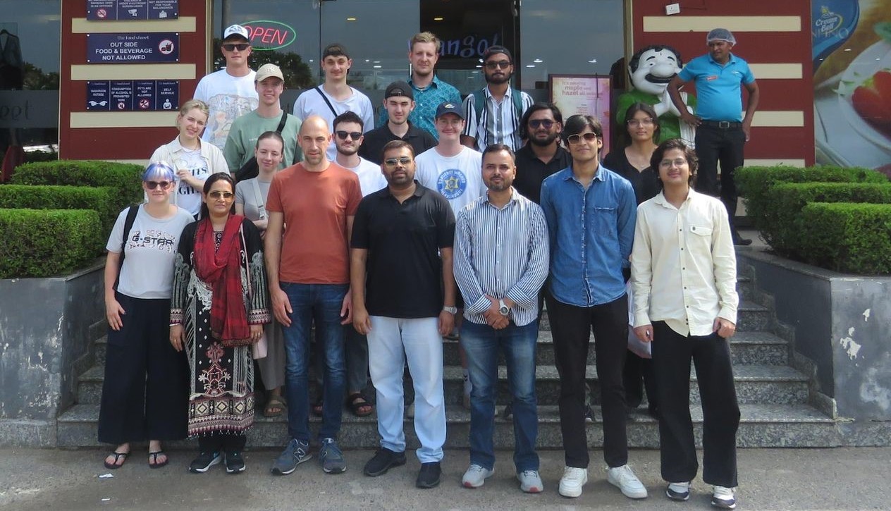 Zu Besuch in New Delhi Gruppenbild: Zu Besuch an der Partneruniversität Jamia Millia Islamia in New Delhi